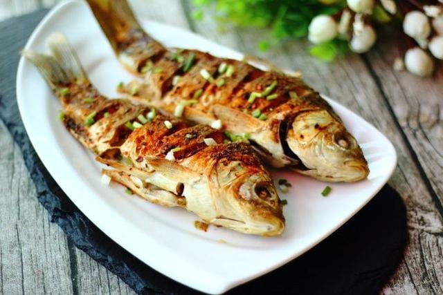 好吃到停不下筷子的香酥烤魚，做法簡單，少油少鹽，吃起來更健康
