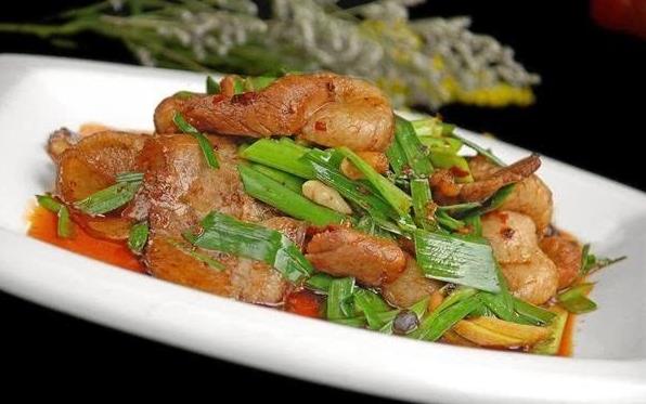 四川風(fēng)味小吃蒜苗回鍋肉，你吃過(guò)了嗎？