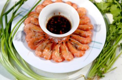 用冷水，還是熱水煮蝦？為什么你煮的蝦又腥又柴？