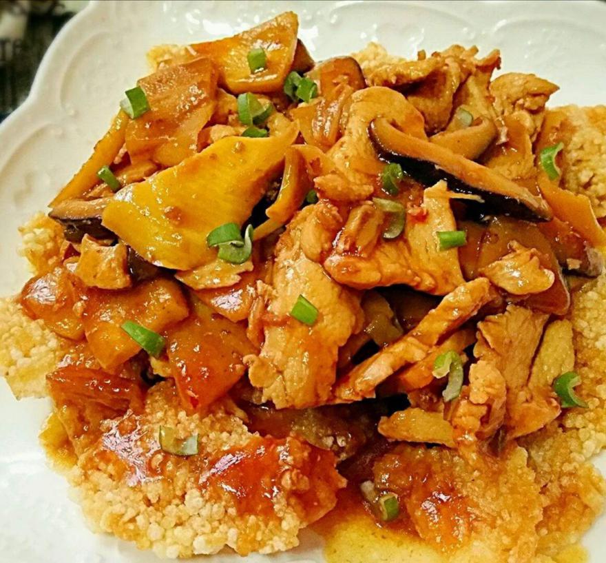 鍋巴肉片簡單又好吃，讓你愛上這樣一道獨特味道的美食