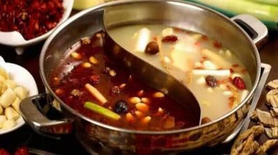 四川火鍋底料技術(shù)哪里好？免費(fèi)提供開店技術(shù)指導(dǎo)