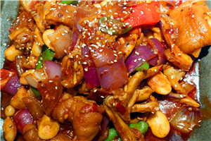 麻辣干鍋雞技能訓(xùn)練哪家正宗？l理論實(shí)料操作結(jié)合