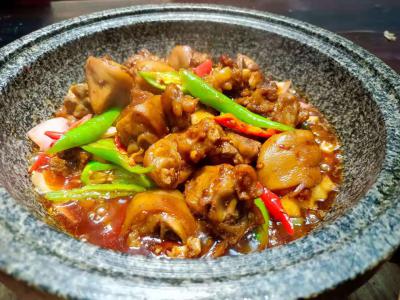 干鍋底料技術(shù)培訓(xùn)哪里靠譜？干鍋技術(shù)培訓(xùn)學(xué)校