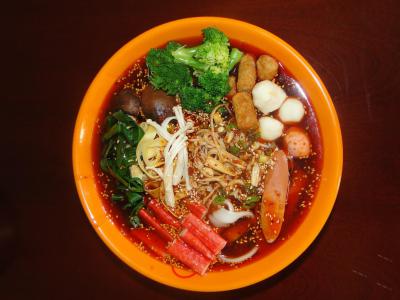 四川麻辣燙技術(shù)培訓(xùn)學(xué)校哪里好？餐飲培訓(xùn)學(xué)校