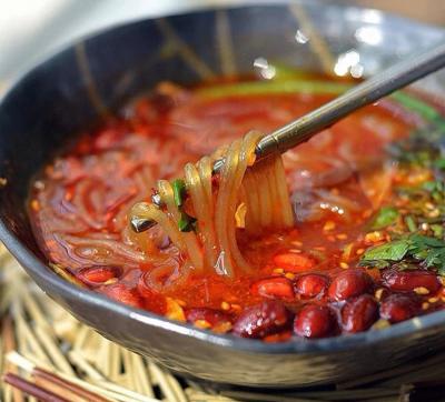 成都餐飲培訓(xùn)學(xué)校，重慶酸辣粉培訓(xùn)哪家好？