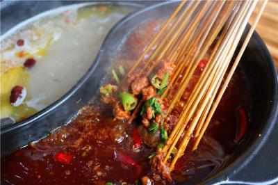 餐飲小吃培訓(xùn)創(chuàng)業(yè)，哪里可以學(xué)習(xí)串串香技術(shù)培訓(xùn)？