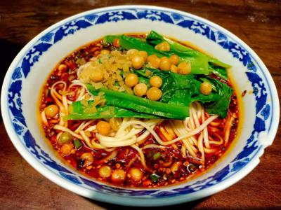 學(xué)做重慶小面技術(shù)培訓(xùn)哪里好？