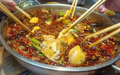 成都火鍋美蛙魚哪里教學(xué)好？學(xué)習(xí)美蛙魚要多久