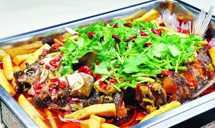 成都烤魚培訓(xùn)學(xué)校哪家好？培訓(xùn)專業(yè)烤魚班哪家好？