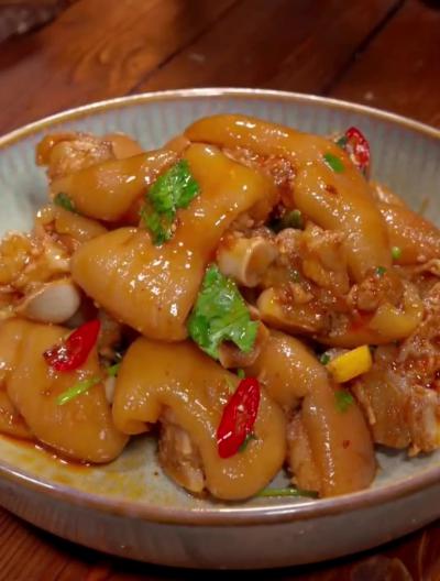 酸辣豬蹄技術(shù)培訓(xùn)班在哪里學(xué)？酸辣豬蹄技術(shù)培訓(xùn)在哪里有？