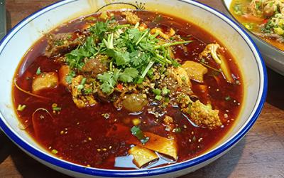 冒菜培訓(xùn)多少錢(qián)？  冒菜培訓(xùn)多少錢(qián)？