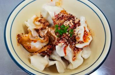 如何選擇適合的鐘水餃技術(shù)培訓(xùn)學(xué)校？