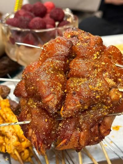 想學(xué)正宗烤豬蹄技術(shù)？盤點國內(nèi)熱門培訓(xùn)學(xué)校，蜀味緣培訓(xùn)班深度解析