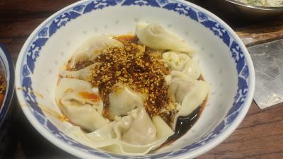 千里餛飩技術(shù)培訓(xùn)哪家好？蜀味緣餐飲培訓(xùn)學(xué)校助您掌握經(jīng)營之道